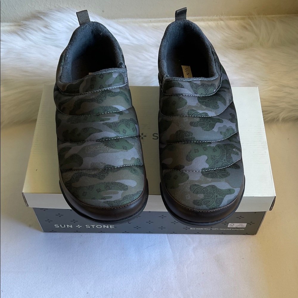 Sun + Stone Green Quilted Camouflage Slip-On Slippers Brand New With box.